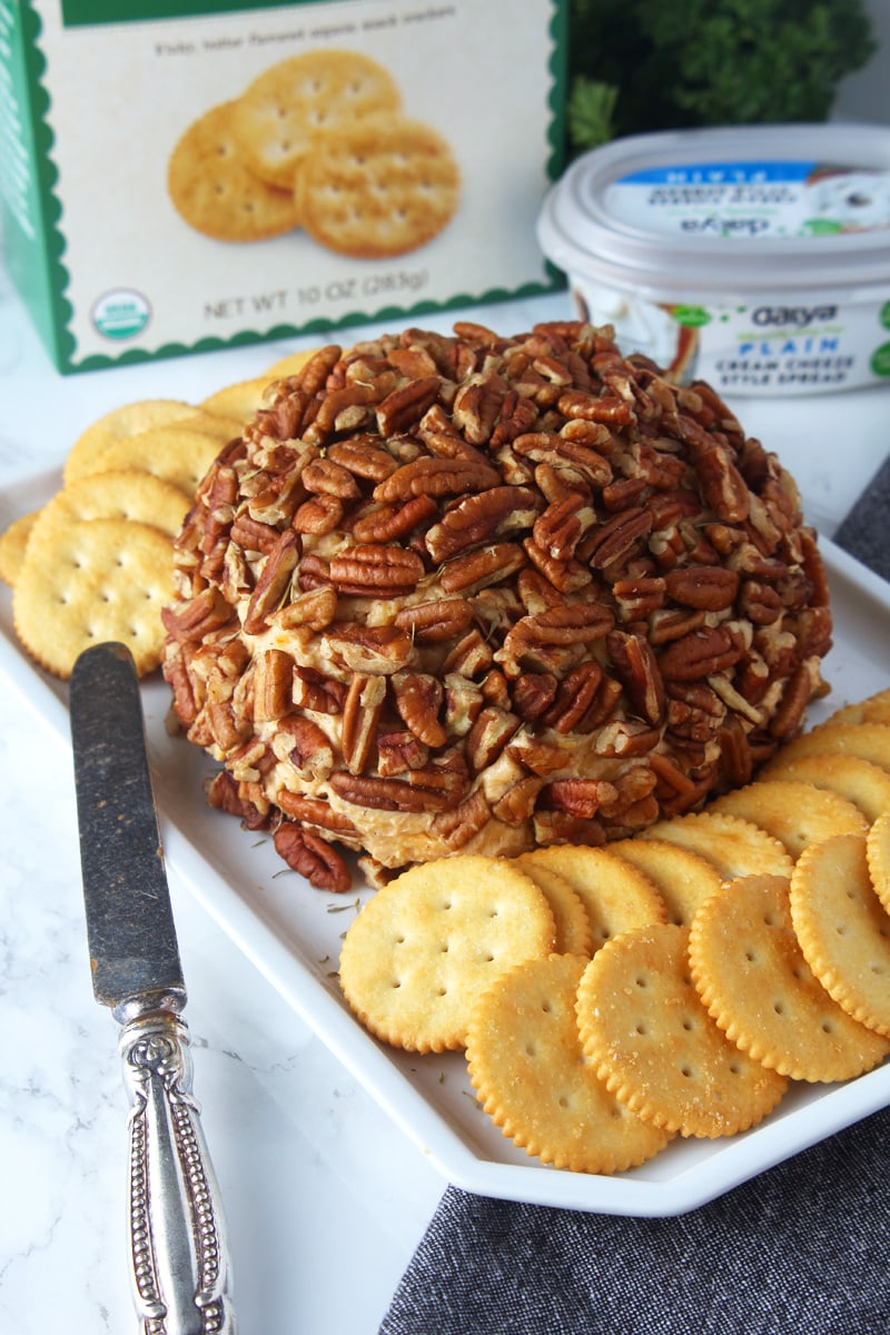 picture of vegan cheese ball with crackers and cream cheese