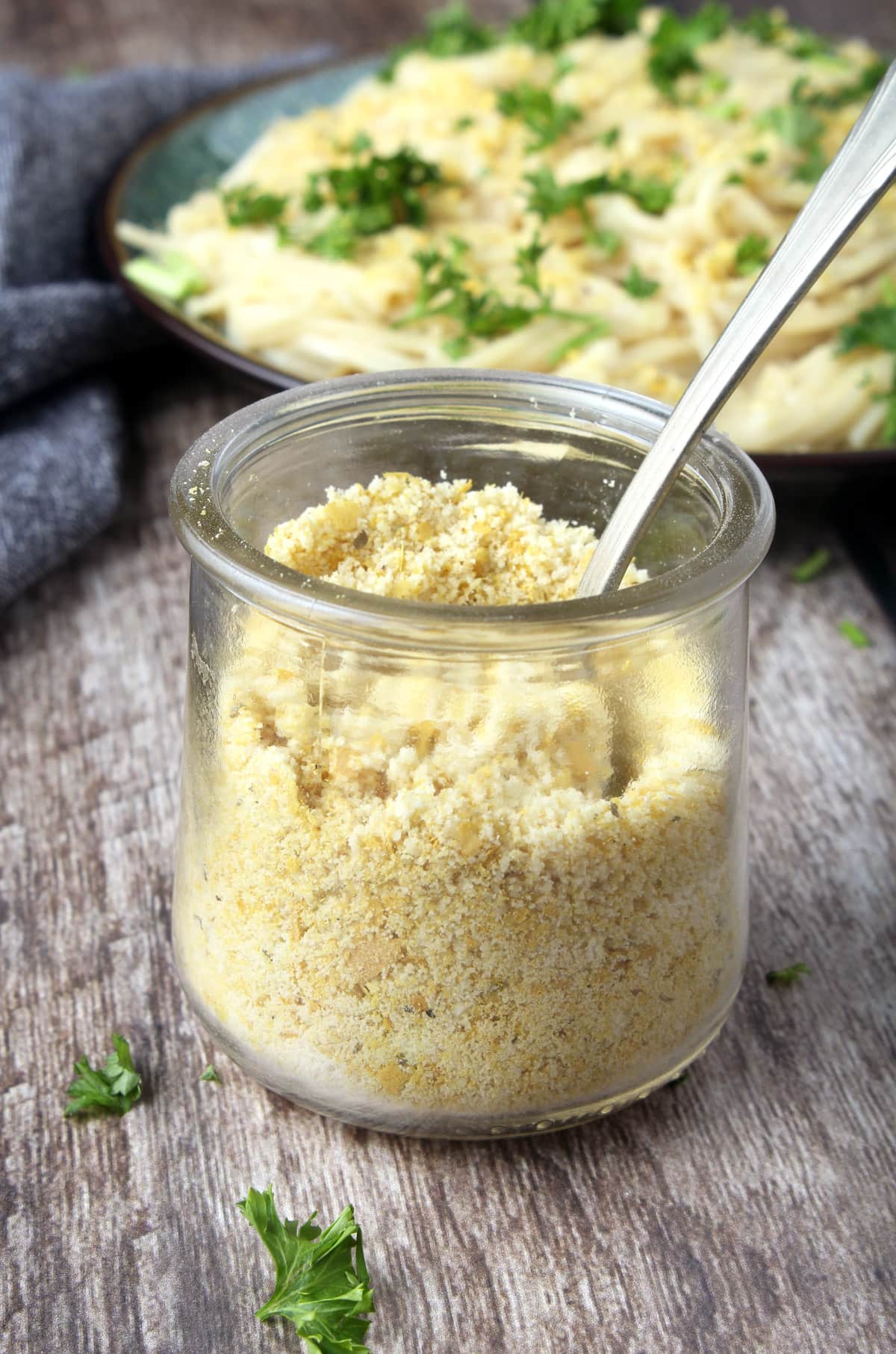 It's VEGAN PARMESAN CHEESE!!!! Now you can feel like a kid again with ENDLESS AMOUNTS of Parmesan on your noodles and All The Things! Takes 5 min. #veganparmesancheese #veganparmesancheeserecipe #vegancondiments #easyveganrecipes #vegancheeserecipe #vegancheese #bohemianvegankitchen