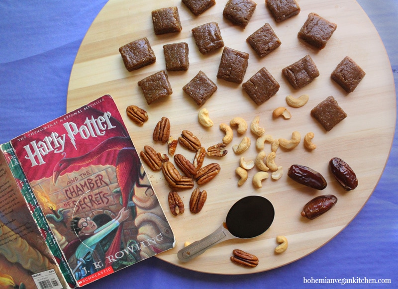 Cast a spell over your muggle friends by serving them up a few squares of this healthy vegan treacle fudge, which is naturally dairy-free, egg-free, soy-free, and gluten-free! Best part is this fudge requires no stove-top cooking or baking of any kind, making the experience truly magical. So give it a go- you'll soon be shouting "Accio fudge!' #harrypotterfudge #harrypotterfudgerecipe #harrypottervegan #harrypotterveganrecipes #harrypotterveganfood #treaclefudge #bohemianvegankitchen