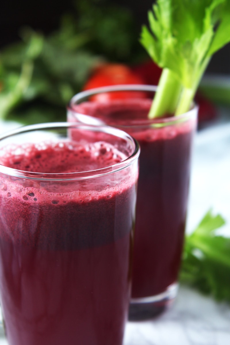 Get healthy this year with homemade V8 juice, and not processed poison! Takes only 5 minutes to prepare, and is 100% customizable to fit your dietary needs. Includes options for those following a low-histamine diet + avoiding nightshades. #v8 #homemadev8juicerecipe #juicingrecipes #juicerecipes #juicerecipeshealthy #juicerecipesdetox #bohemianvegankitchen