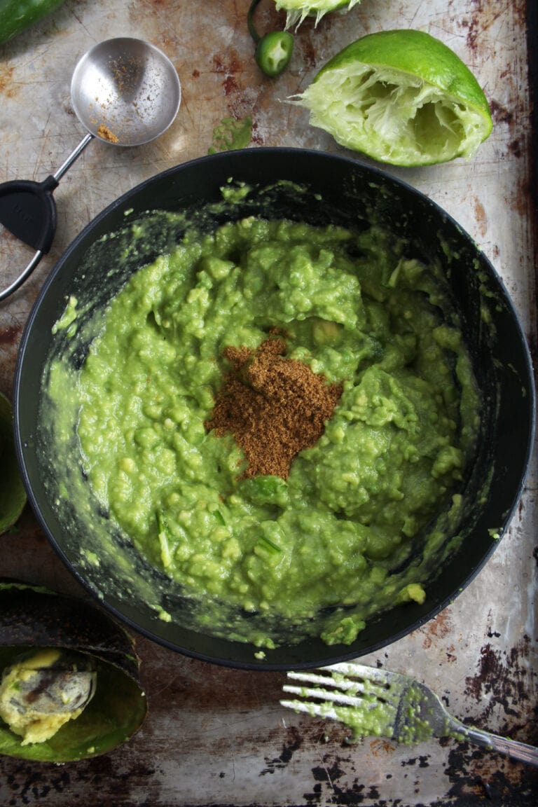 Healthy Guacamole in 5 Minutes