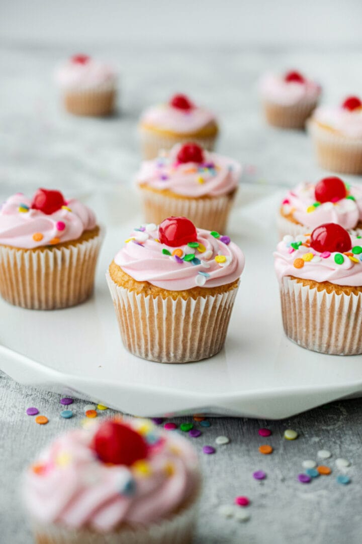 more cupcakes for a vegan birthday party