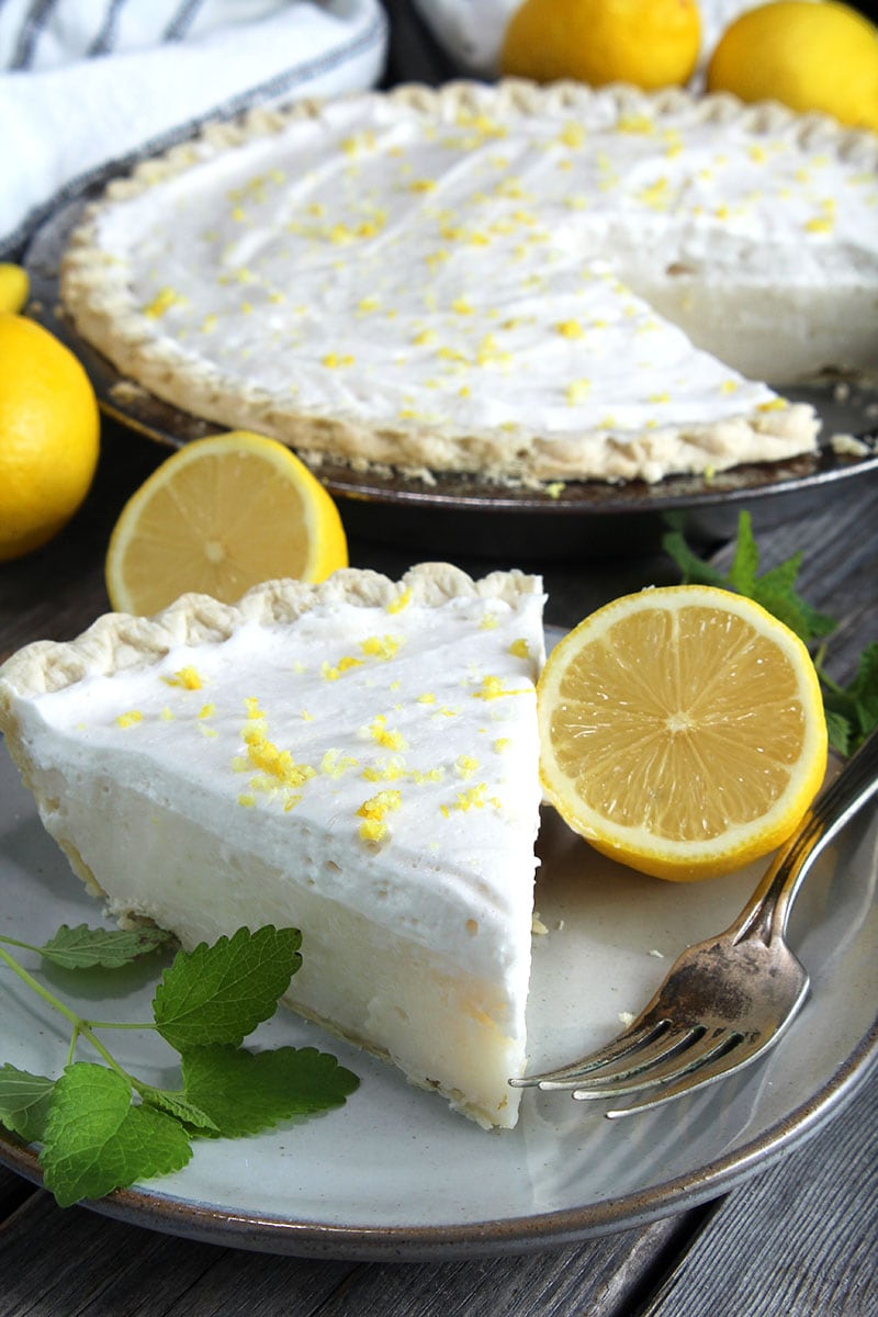 This Vegan Lemon Pie Will Be Your New Favorite | Bohemian Vegan Kitchen 