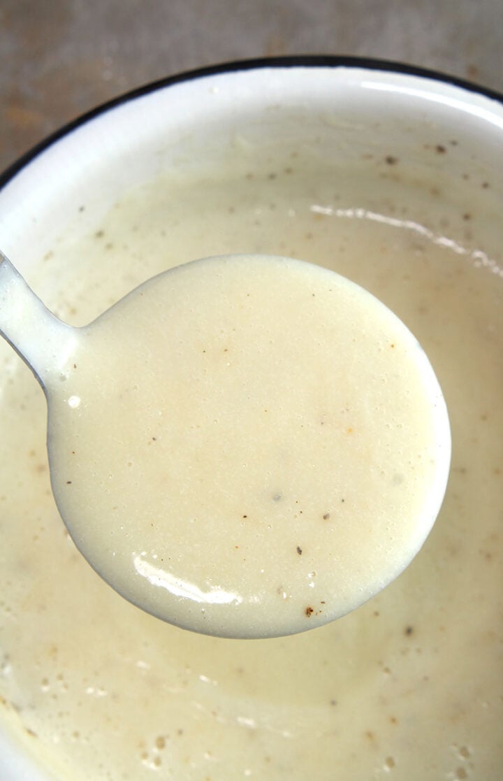 close up ladle of this vegan gravy recipe 