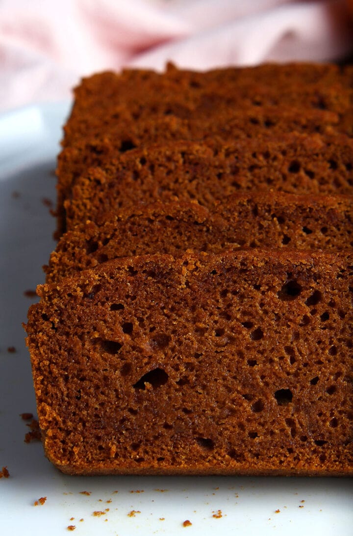 picture of sliced gluten free vegan pumpkin bread served on a plate 